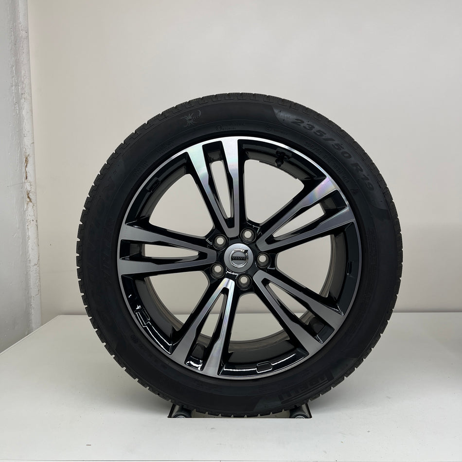 Volvo XC40 - 19 inch