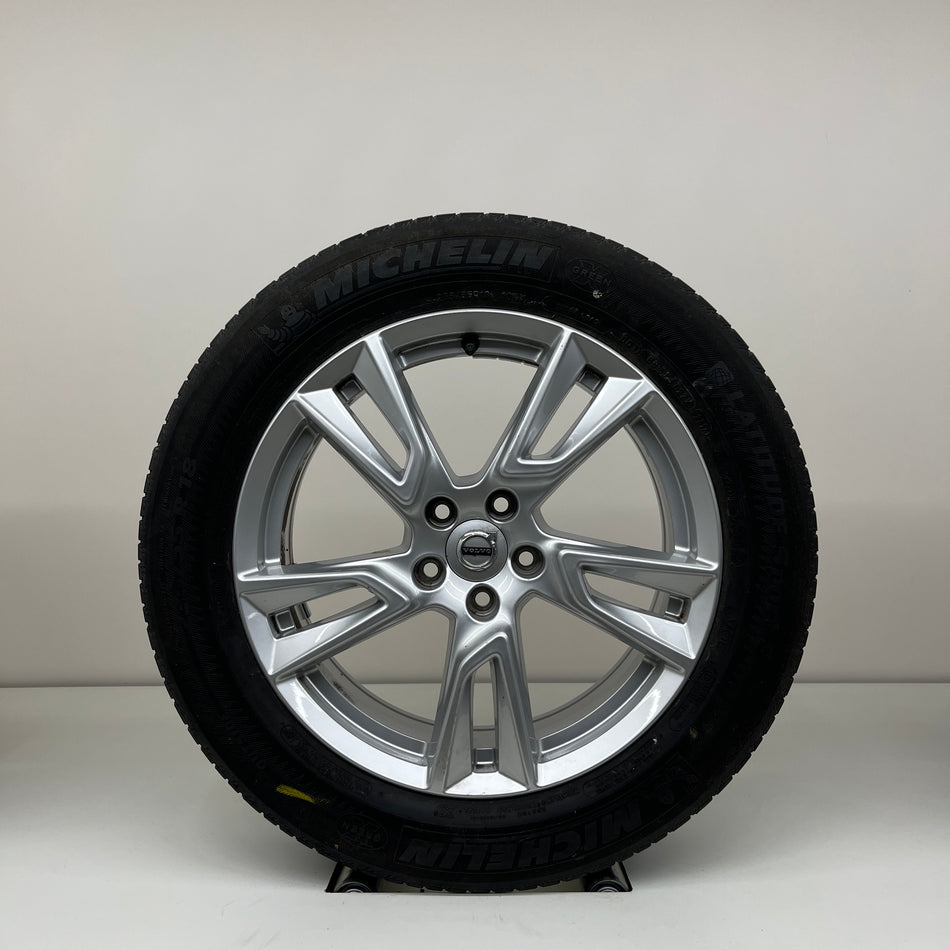 Volvo XC40 - 18 inch