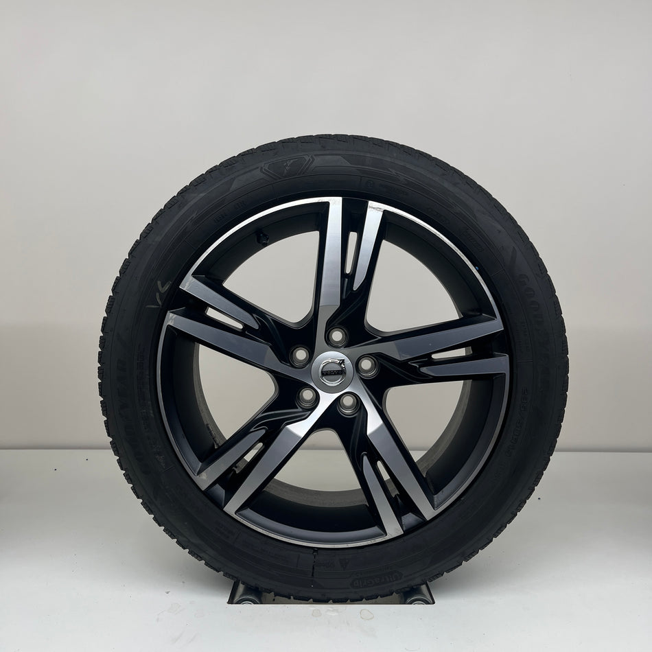 Volvo XC40 - 19 inch