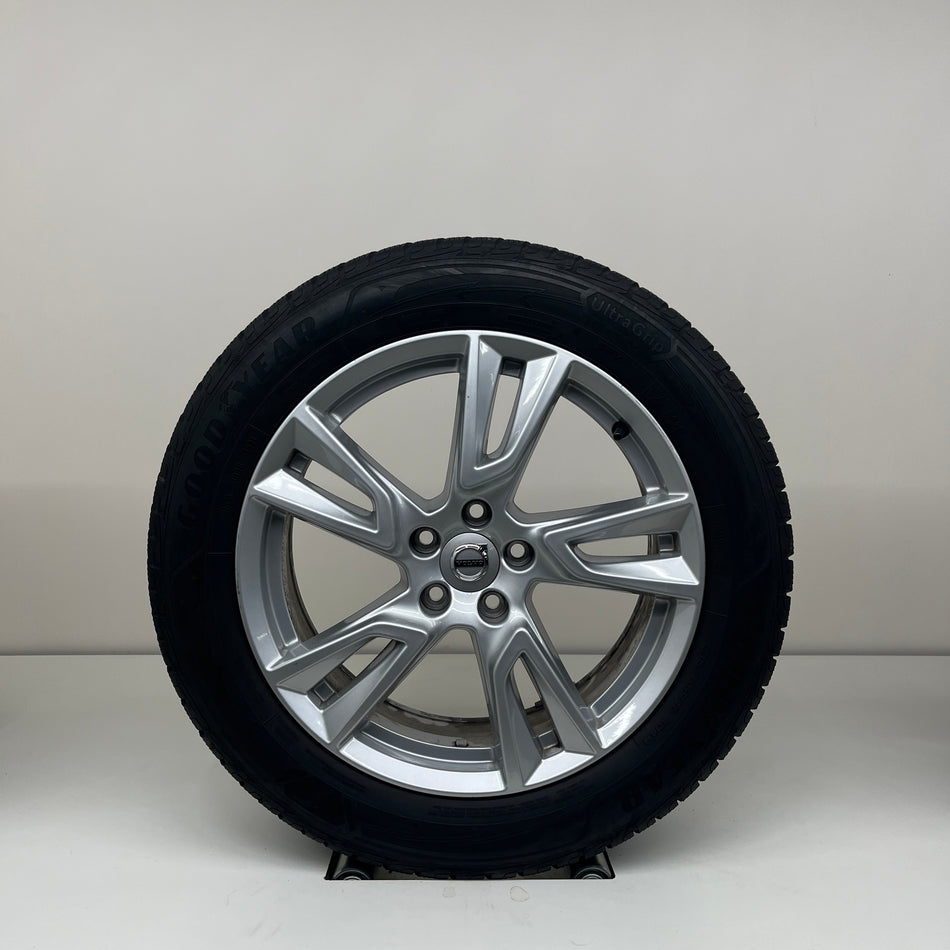 Volvo XC40 - 18 inch