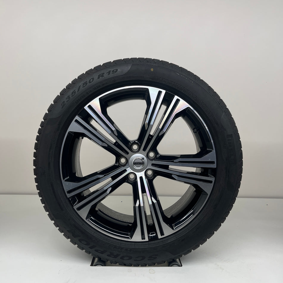 Volvo XC40 - 19 inch