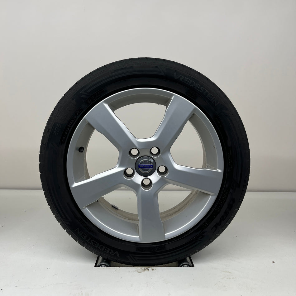Volvo C30 - 17 inch