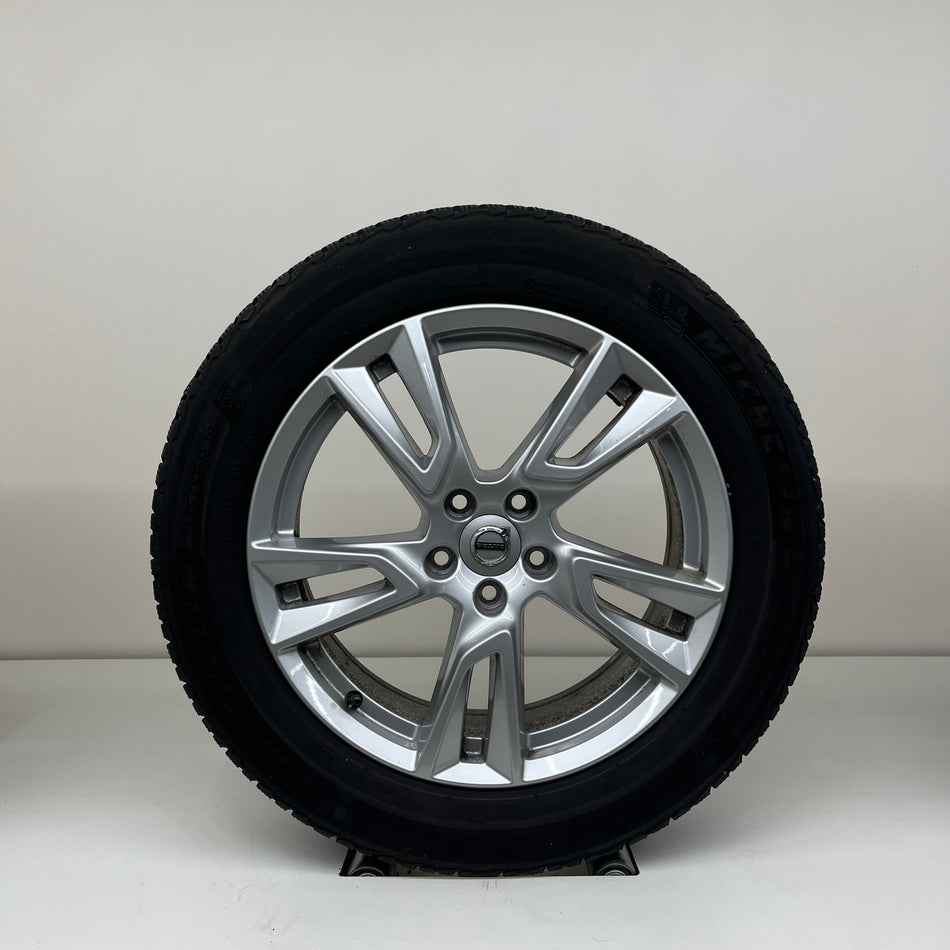 Volvo XC40/V90CC - 18 inch
