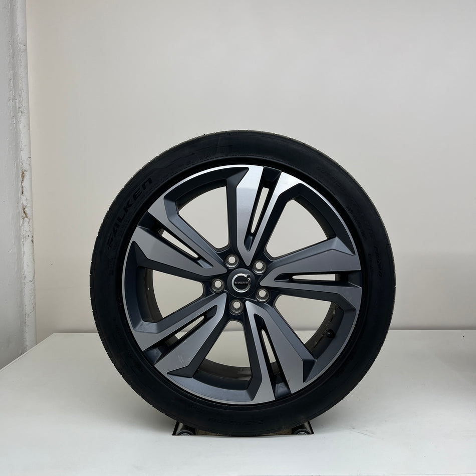 Volvo V60 Cross Country - 19 inch