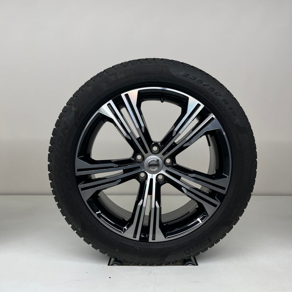 Volvo XC40 - 19 inch