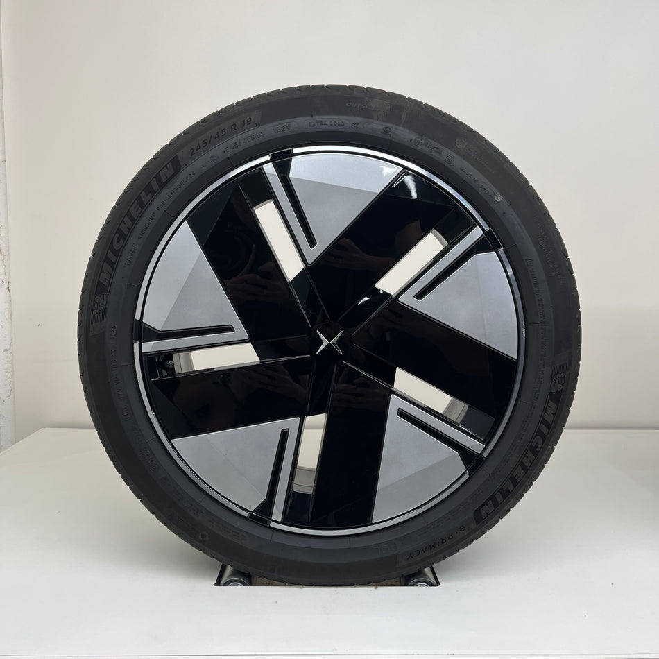 Polestar 2 - 19 inch