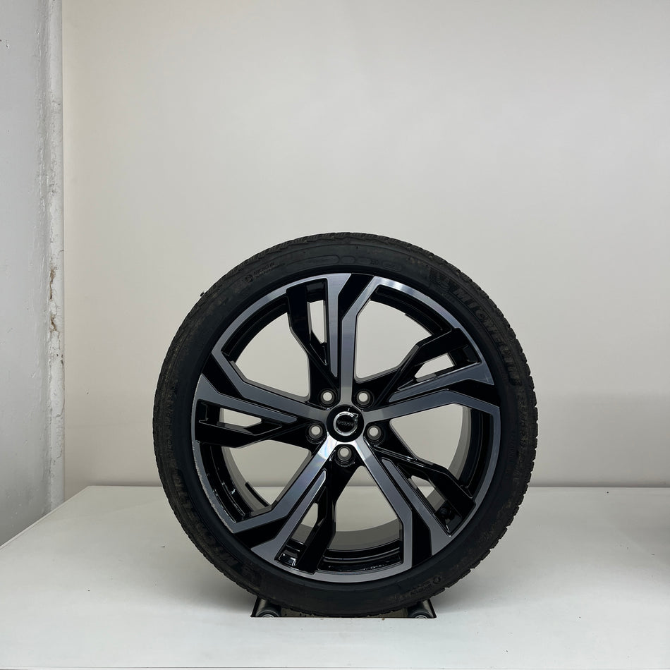 Volvo V60 - 19 inch
