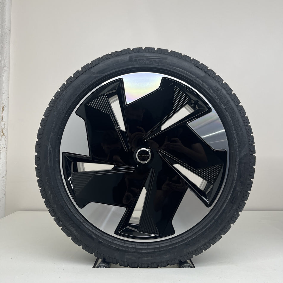 Volvo EX30 - 19 inch