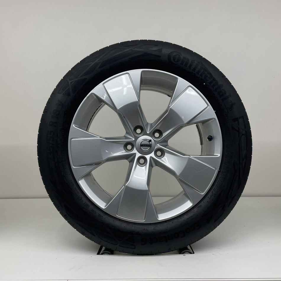 Volvo XC40 - 18 inch