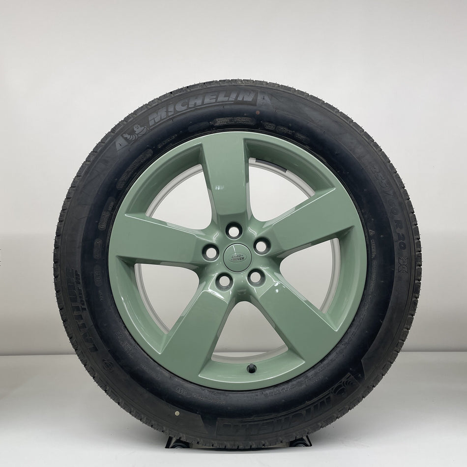 Land Rover Defender - 20 inch