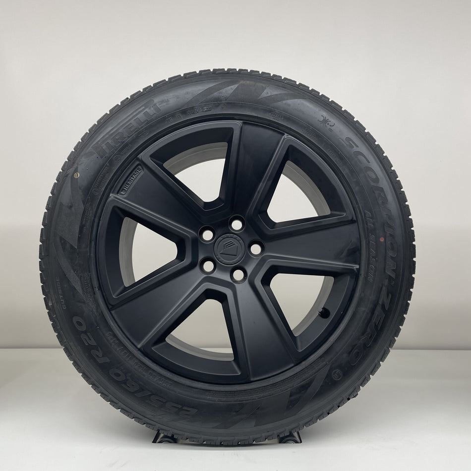 Land Rover Defender - 20 inch